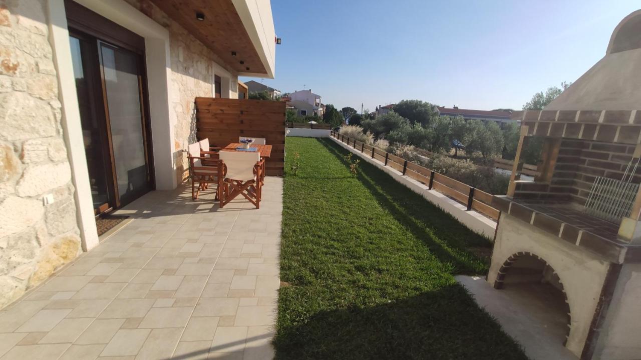 Elena'S House By The Sea Villa Nikiti  Exterior photo