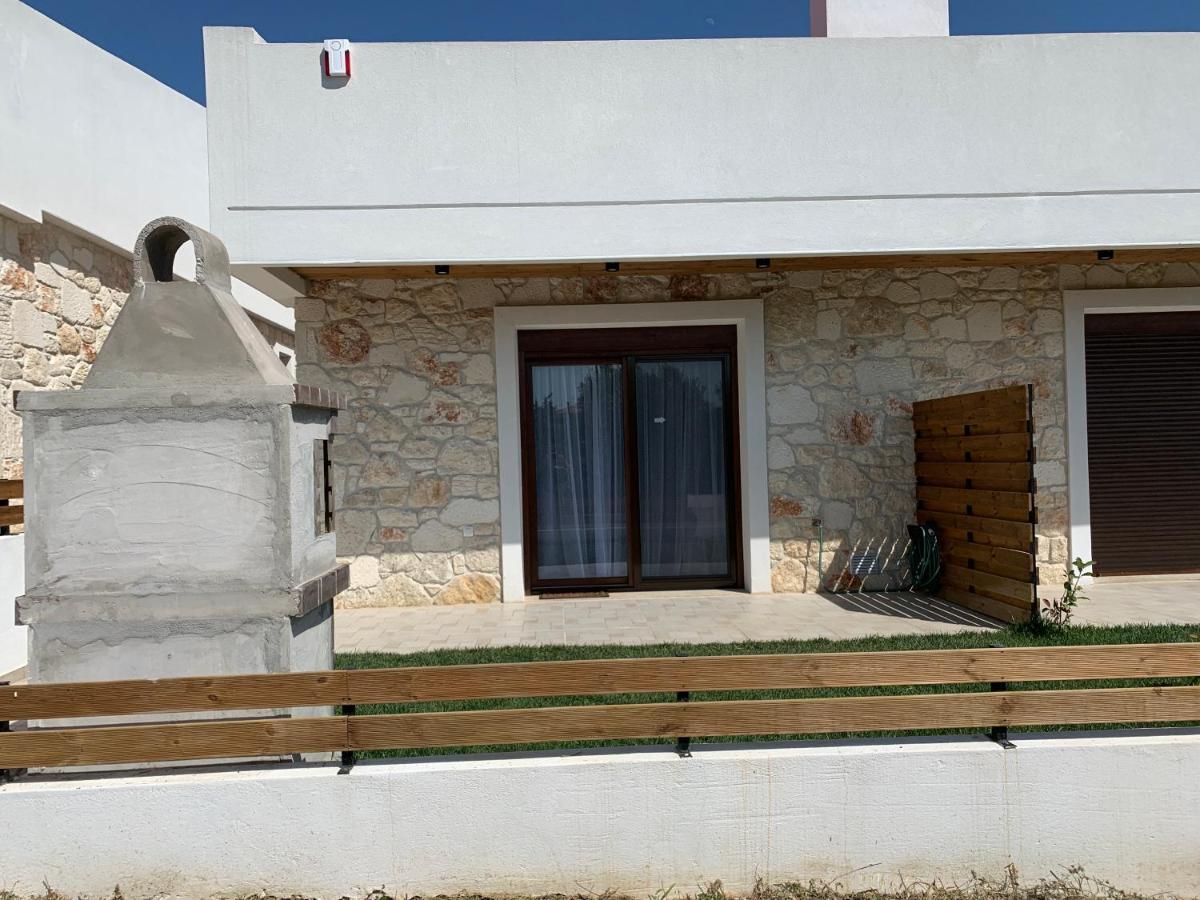 Elena'S House By The Sea Villa Nikiti  Exterior photo